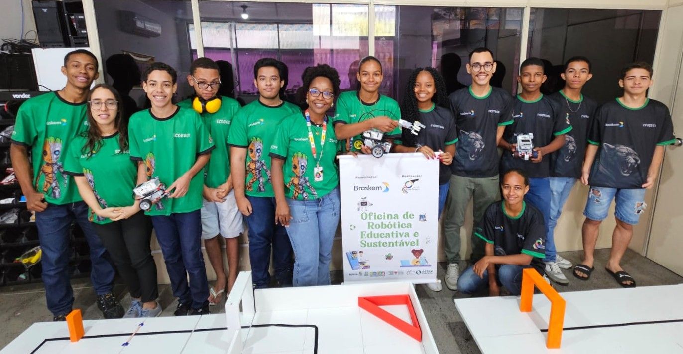 Estudantes de Camaçari participam de seletiva para Olimpíada Brasileira de Robótica | Foto: APITO/Divulgação