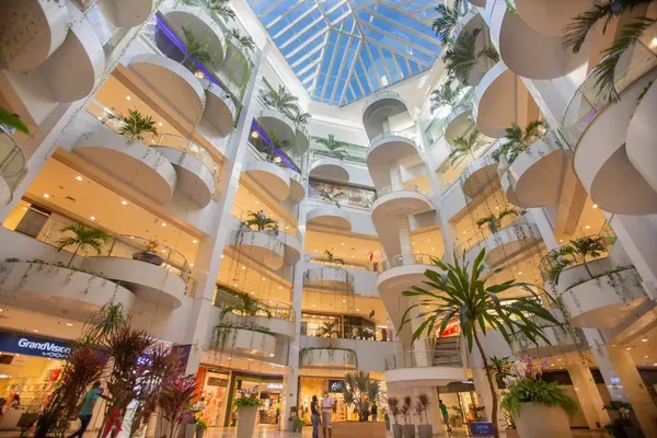 O feriado de Corpus Christi, celebrado nesta quinta-feira (4), vai alterar o funcionamento de shoppings e outros espa&ccedil;os em Salvador. | Foto: Divulga&ccedil;&atilde;o