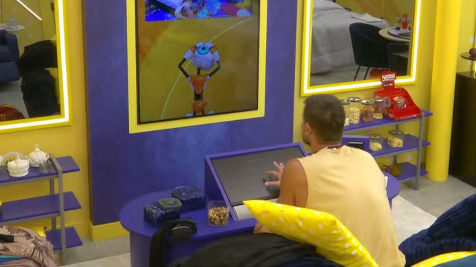 Jonas e Leandro trocam farpas ap&oacute;s l&iacute;der acordar toda a casa do BBB 26. Foto: Gshow