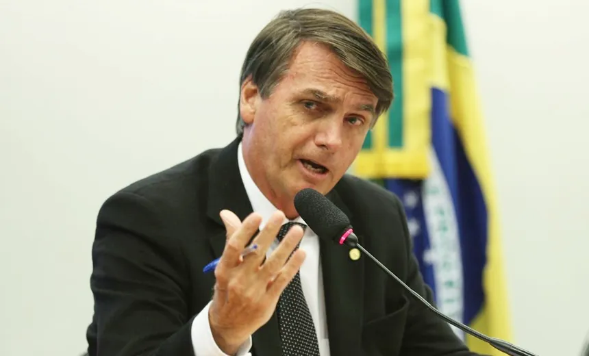 "Se a gente forçar a barra, pode não aprovar nada", diz Bolsonaro sobre reforma da Previdência