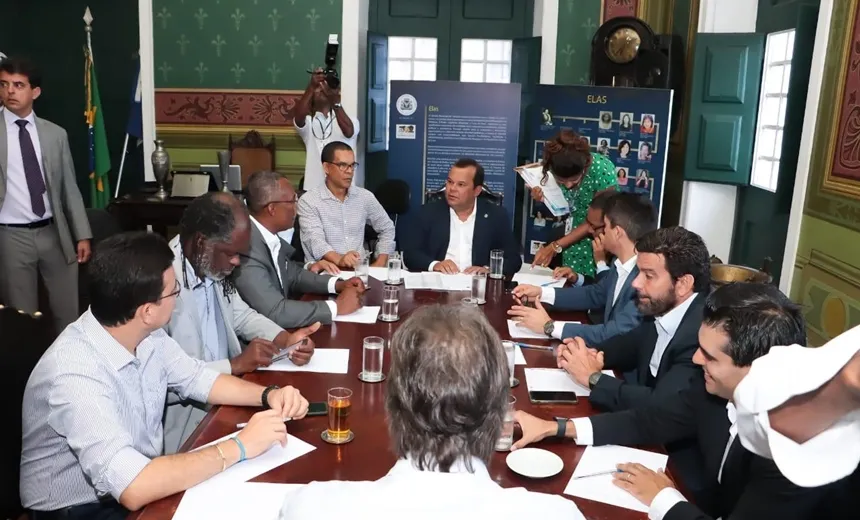 Vereadores discutem vetos de ACM Neto sobre regulamentação do transporte por aplicativos. 