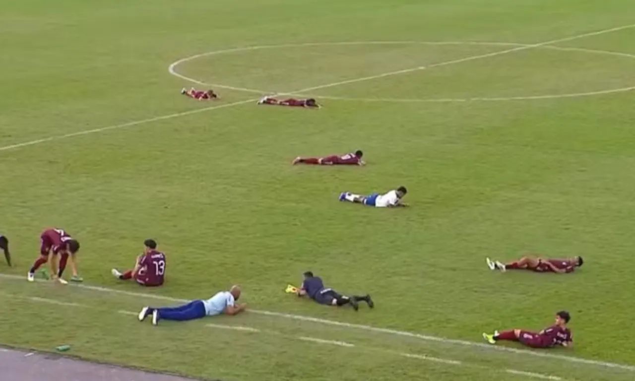 VÍDEO: enxame de abelhas interrompe final do Baianão sub-20 em Feira de Santana