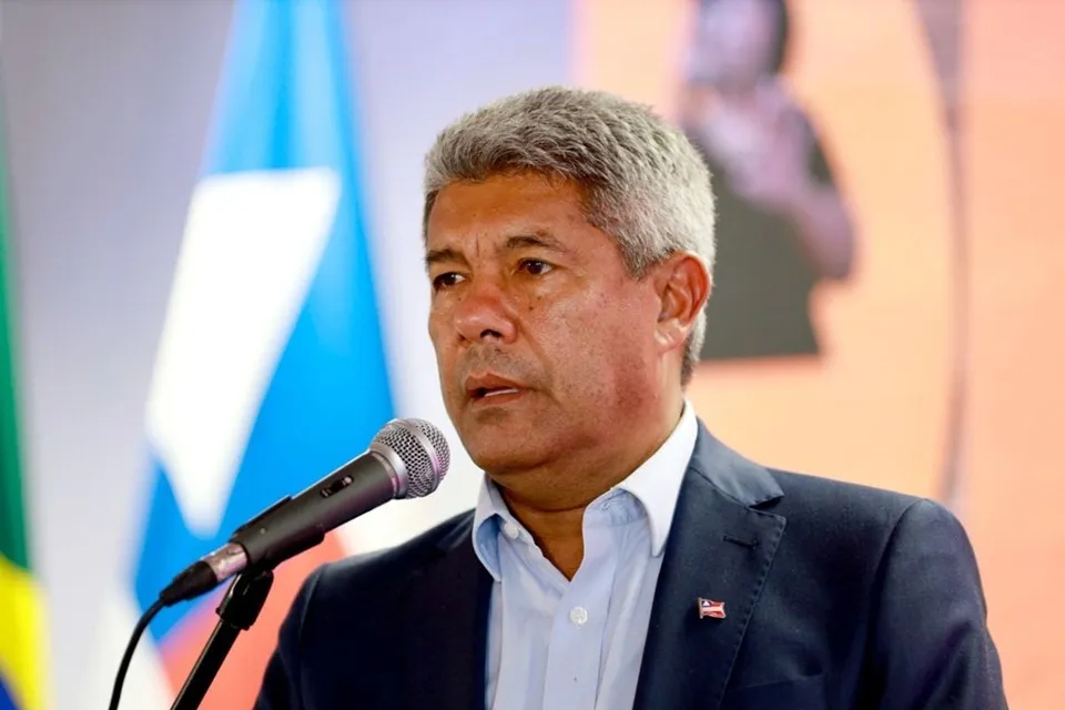 Governo do Estado planeja revisão de preços do Planserv, diz Jerônimo