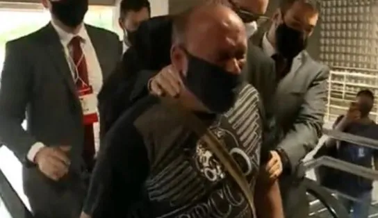Um dos réus do caso da Boate Kiss passa mal ao chegar ao julgamento: "eu não sou assassino"