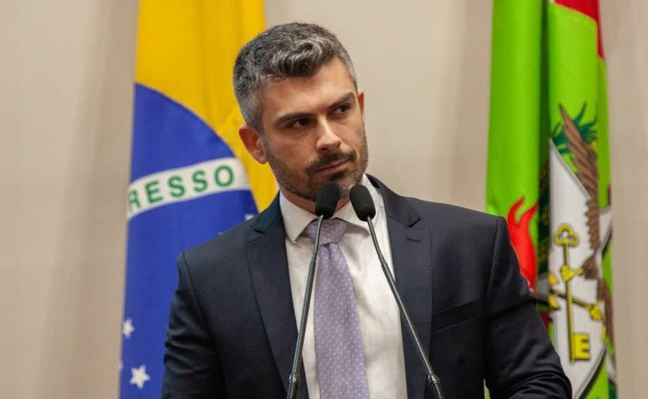Ex-deputado Bruno Souza; Foto: Reprodução/X