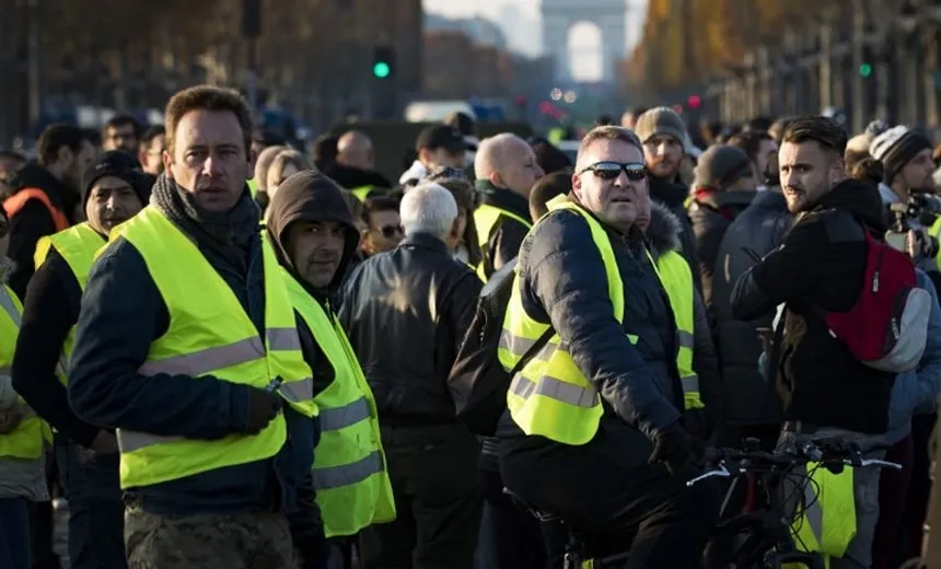 Protestos contra a política fiscal e social na França já somam 101 pessoas detidas