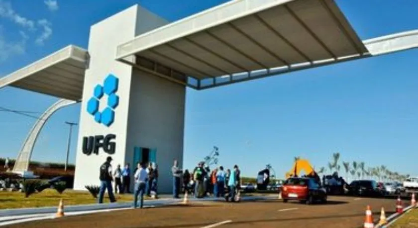GOIÂNIA: Pontuação para tipo de mulher que aluno &#8216;ficar&#8217; em evento de Universidade gera polêmica na web
