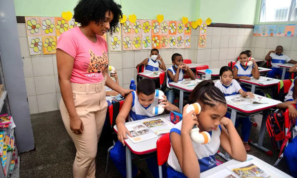 Prefeitura envia projeto &agrave; C&acirc;mara para reajustar piso salarial de professores. Foto: Jefferson Peixoto/Secom