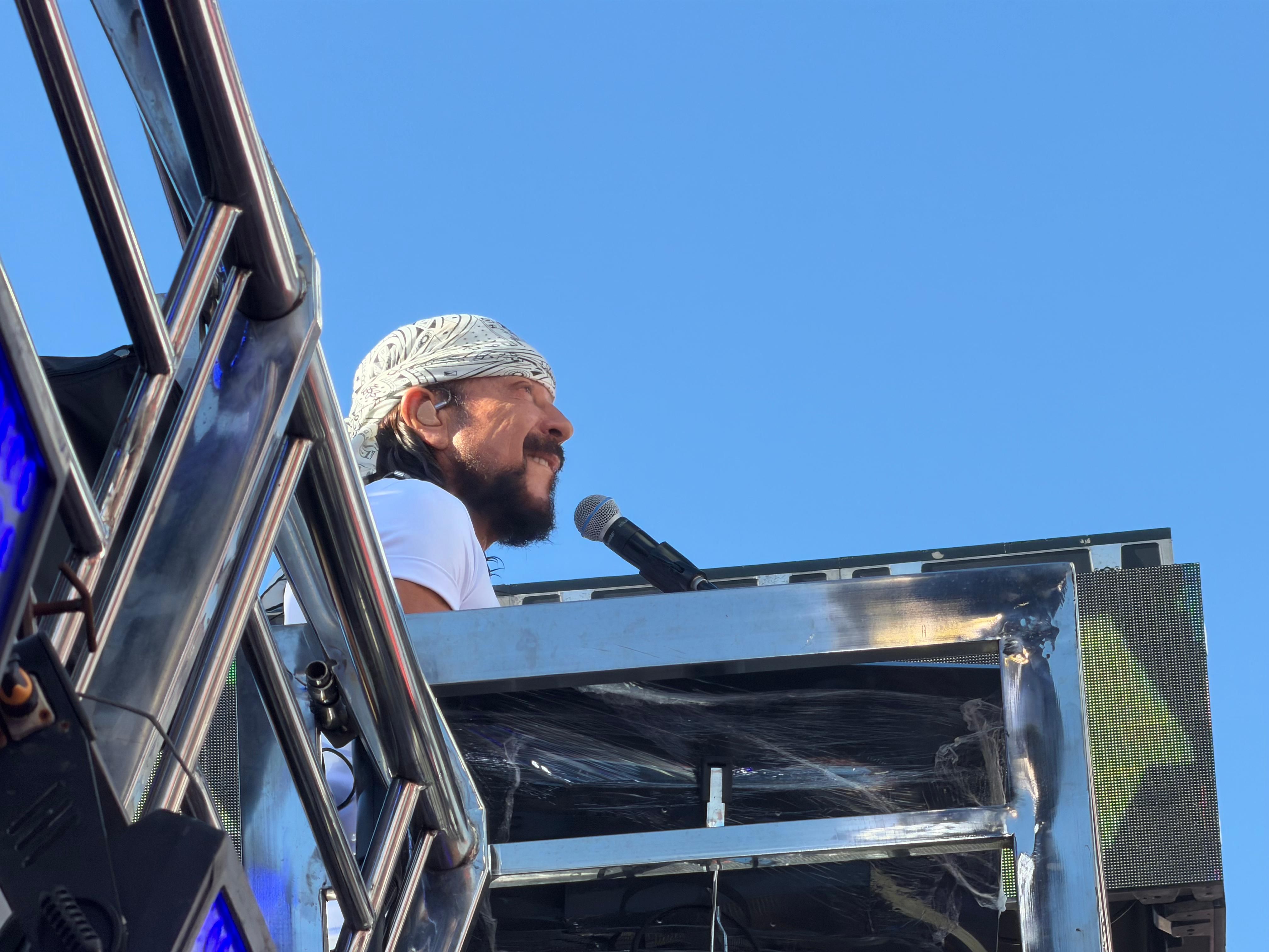 Bell Marques Abre Desfile No Circuito Barra Ondina | Foto: Jo&atilde;o Tramm/Aratu On