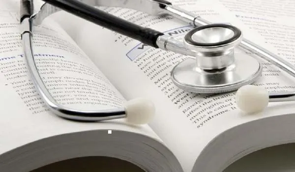 MEC autoriza antecipar formatura de alunos da área de saúde para atuação no combate à pandemia