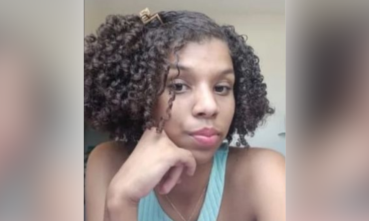 V&Iacute;DEO: adolescente desaparece ap&oacute;s sair de escola em Lauro de Freitas.Foto: Reprodu&ccedil;&atilde;o/ PCBA