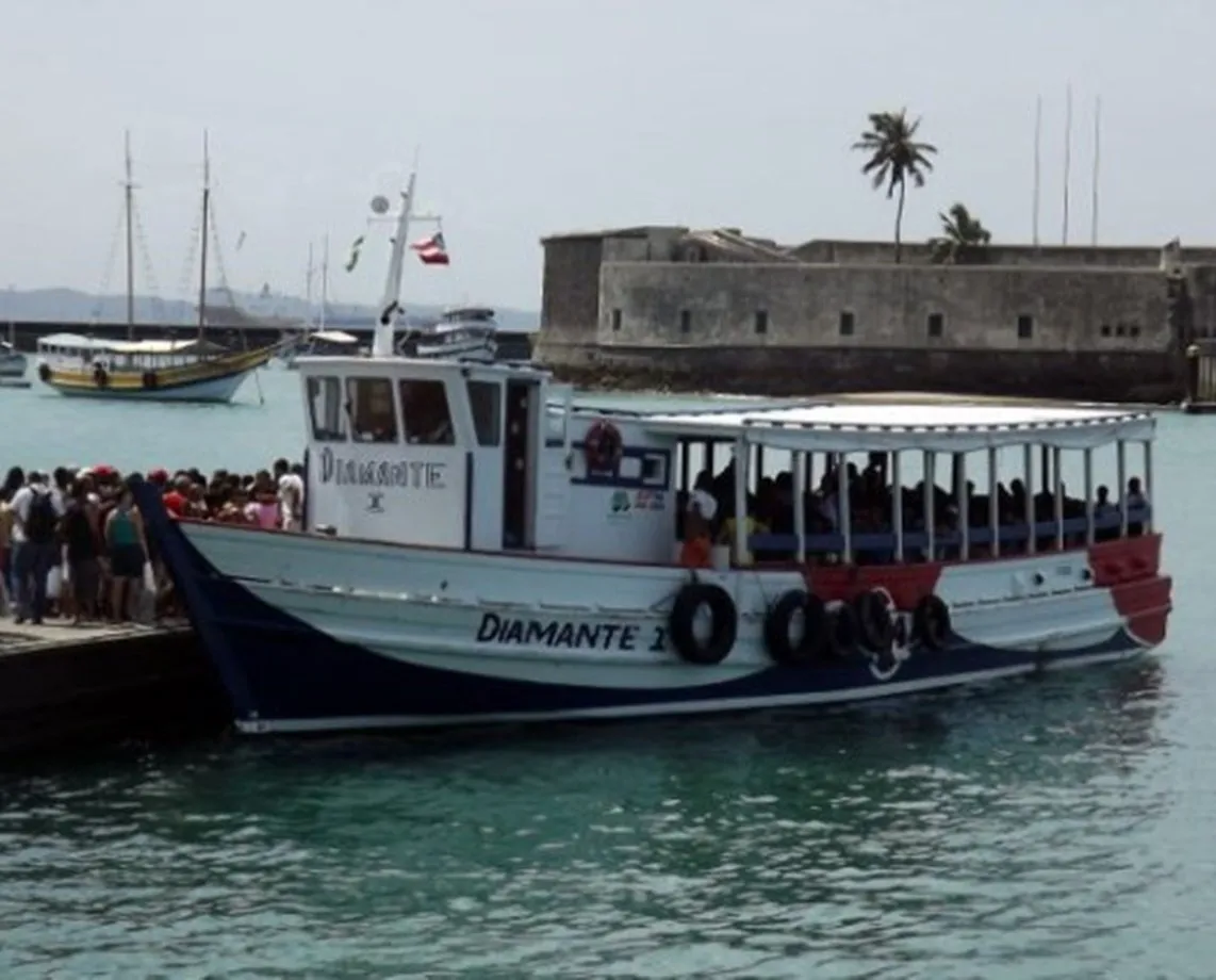 Embarque na Travessia Salvador-Mar Grande é tranquilo neste domingo; confira horários e tarifas