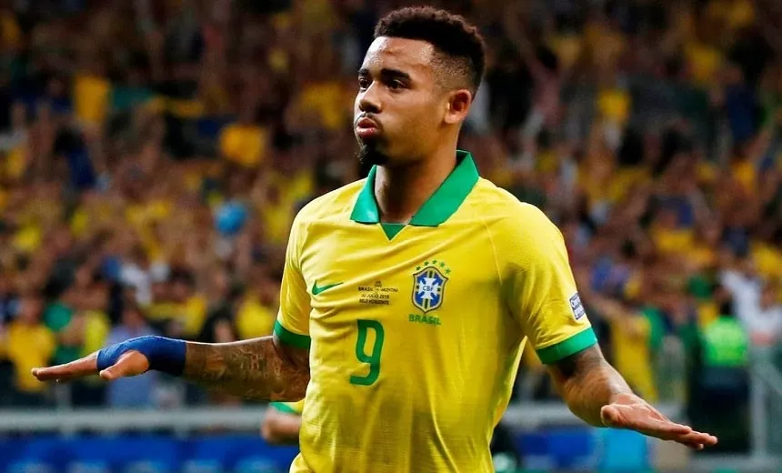 Brasil vence a Argentina por 2 a 0 e passa para final da Copa América