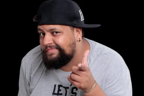 Agenda cultural de Salvador: stand-ups, teatro e festas animam o fim de semana