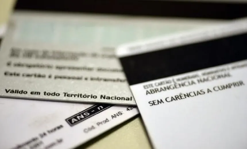 Planos de saúde de 10 operadoras estão suspensos a partir desta sexta-feira
