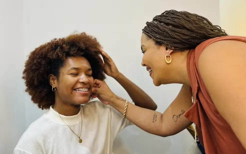 Projeto seleciona mulheres negras para tratamento de pele gratuito em Salvador