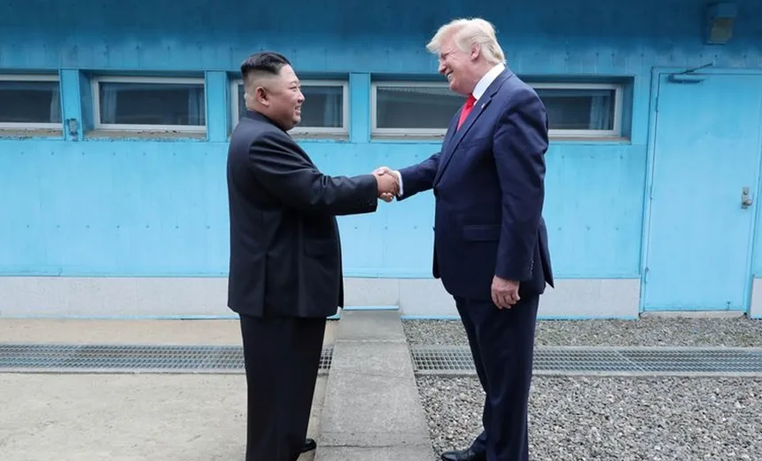 Trump e Kim Jong Un devem retomar negociações para desnuclearização
