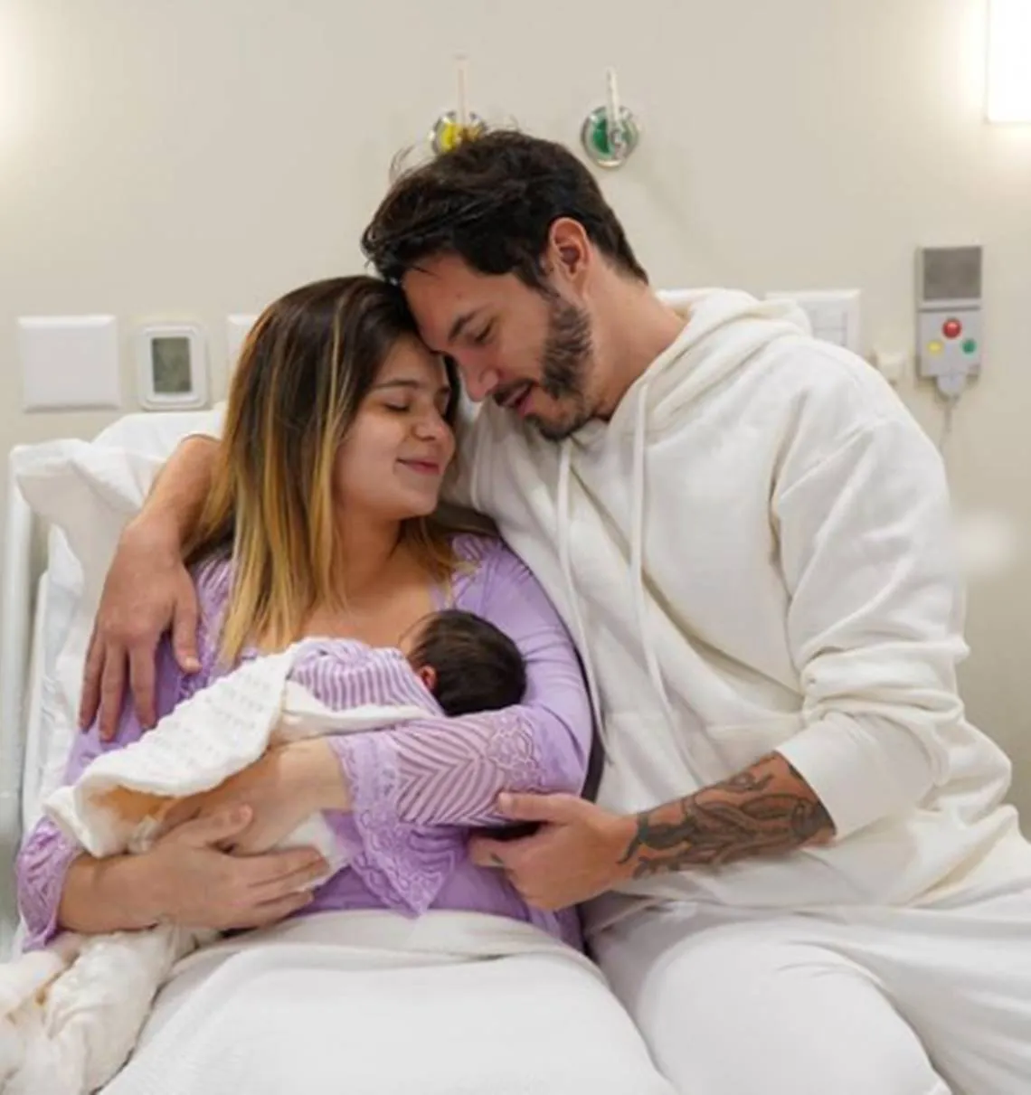 Viih Tube mostra fotos inéditas da filha e seguidores se derretem: "perfeição"; confira