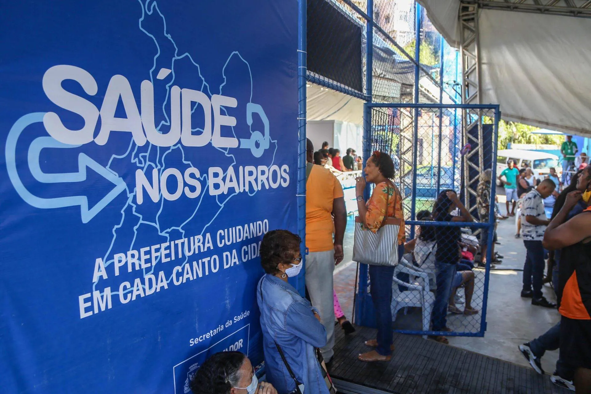 'Saúde nos Bairros' inicia atendimentos no IAPI nesta sexta-feira (25)