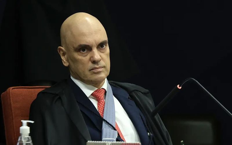 Alexandre de Moraes &eacute; o relator das investiga&ccedil;&otilde;es sobre os atos de 8 de janeiro no STF e tem conduzido processos ligados aos ataques &agrave;s sedes dos Tr&ecirc;s Poderes desde 2023/Foto: Rosinei Coutinho/STF&nbsp;