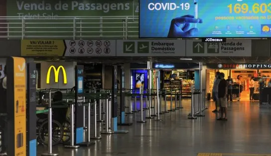 Neste fim de ano, aeroportos têm aumento de 44% no número de passageiros em relação ao ano passado, informa Infraero