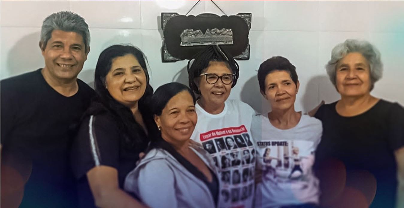 Jerônimo ao lado das irmãs | Foto: arquivo pessoal