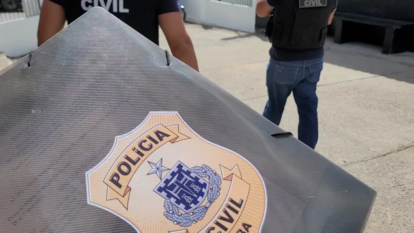 Garçom é baleado acidentalmente em ataque a tiros no Bonfim