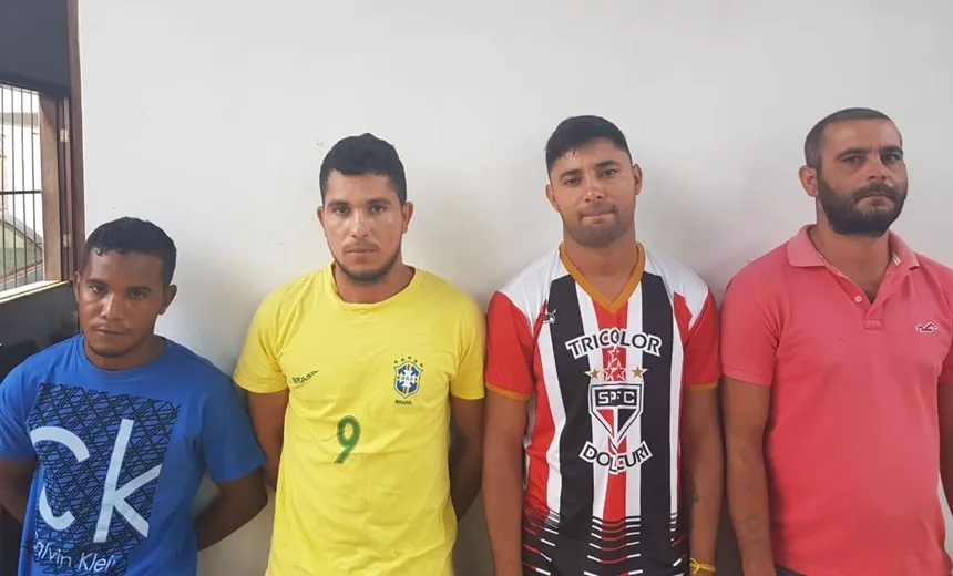 Homens são presos após atacarem base da Polícia no município de Souto Soares