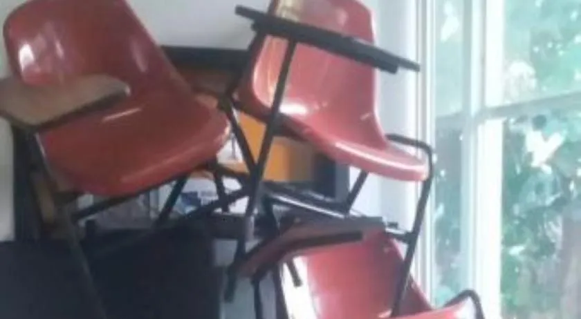 UFBA: Alunos fazem piquete e impedem entrada de professor que consideram “machista”; Docente nega acusações