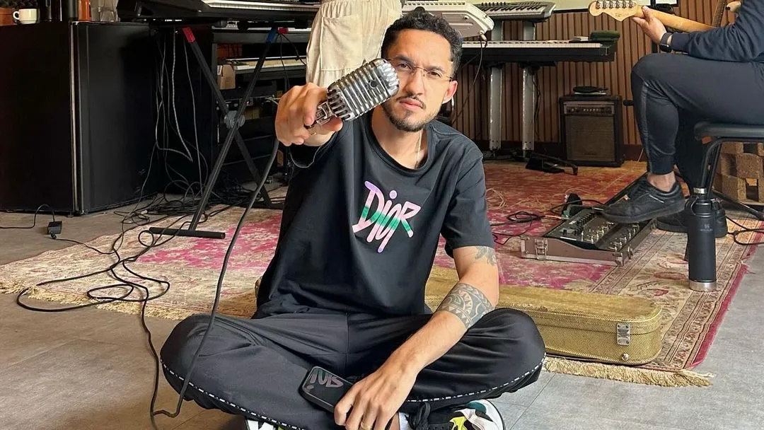 Cantor Grelo será pai em novembro. Foto: Instagram / Grelo