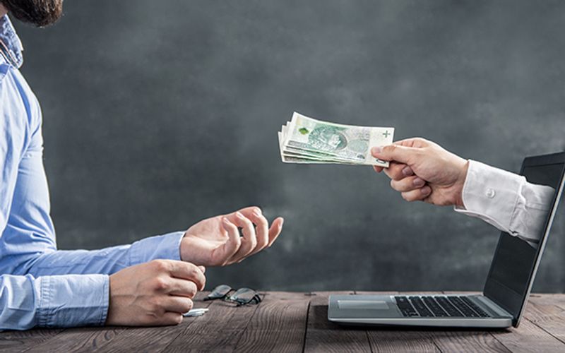 Nesses casos, o pedido de reembolso deve ser feito diretamente &agrave; empresa respons&aacute;vel pela venda. O banco s&oacute; pode intervir se houver ind&iacute;cios de fraude/Foto: Reprodu&ccedil;&atilde;o&nbsp;