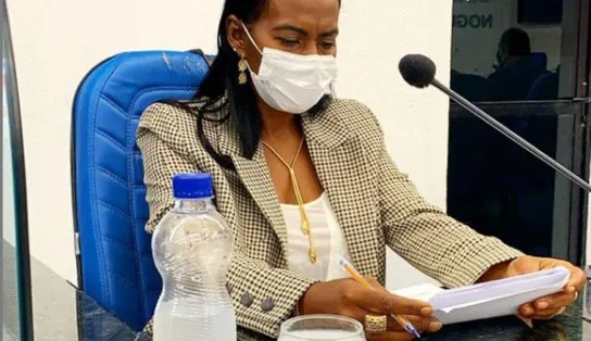 Da oposição, vereadora diz ter sido agredida por vigilante durante vistoria em escola municipal de Camaçari