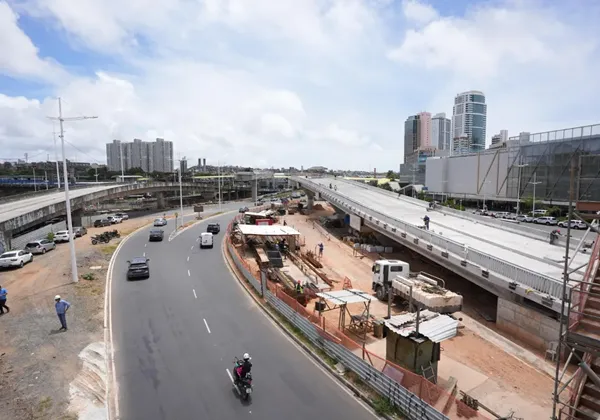 Obras do viaduto alteram trânsito na Tancredo Neves a partir desta quarta