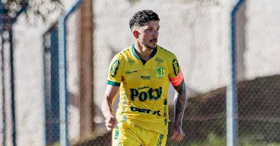 Ex-namorado de Iza, jogador Yuri Lima sofre golpe e perde quase R$ 50 mil