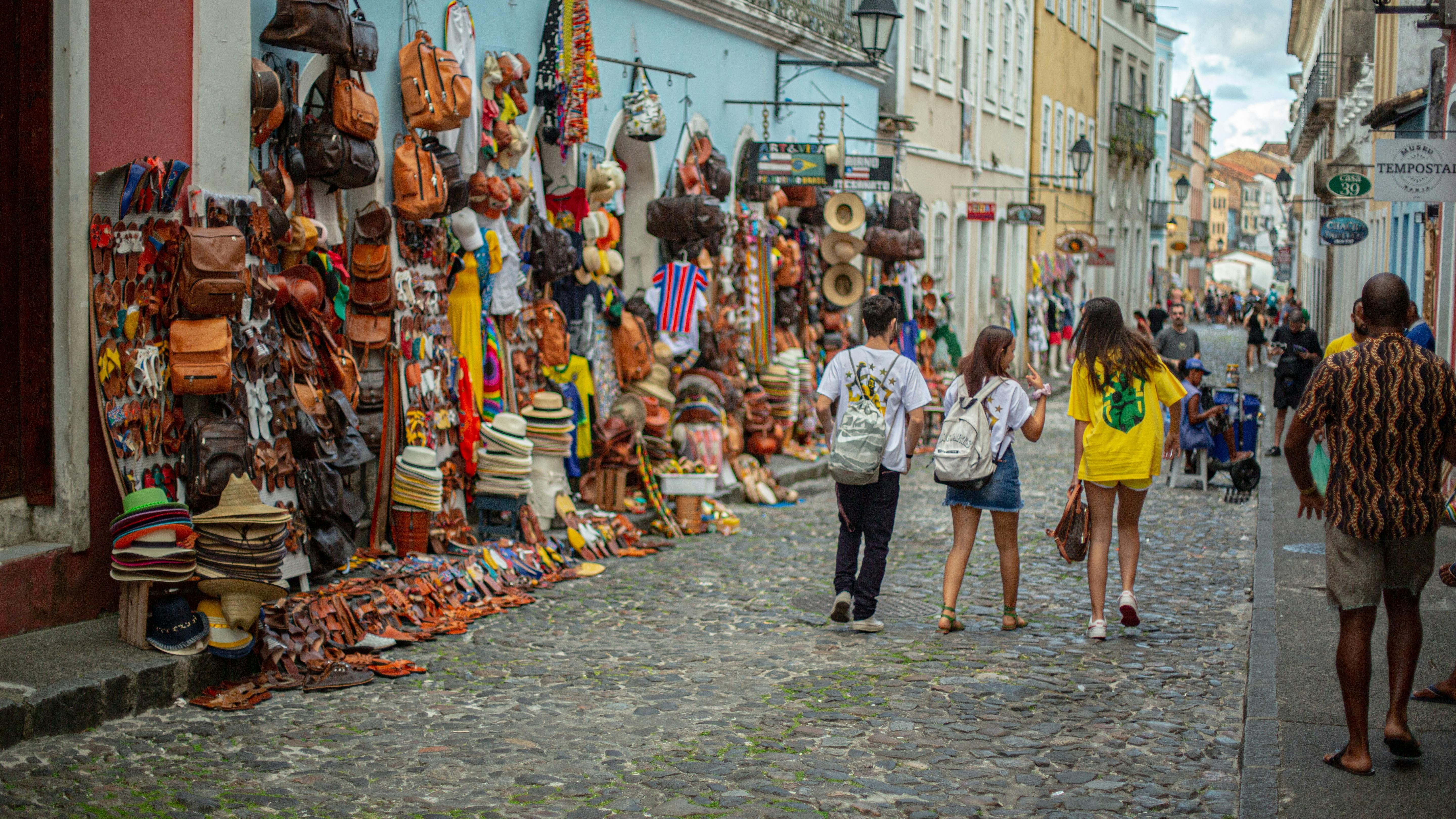 O guia apresenta o Pelourinho como parada obrigatória. | Foto: Ilustrativa/Pexels/Leonardo Dourado