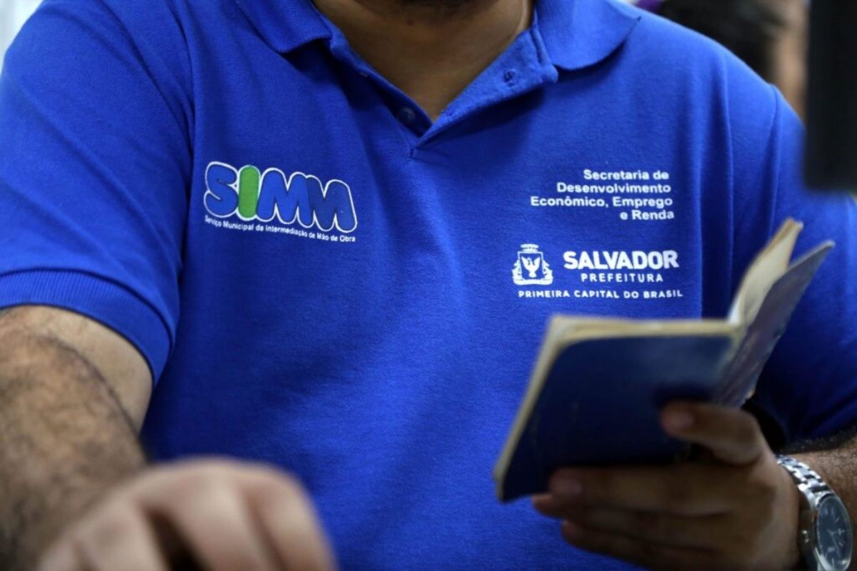 As vagas de emprego em Salvador e RMS são ofertadas pelo SIMM e SineBahia. Fotos: Secom PMS