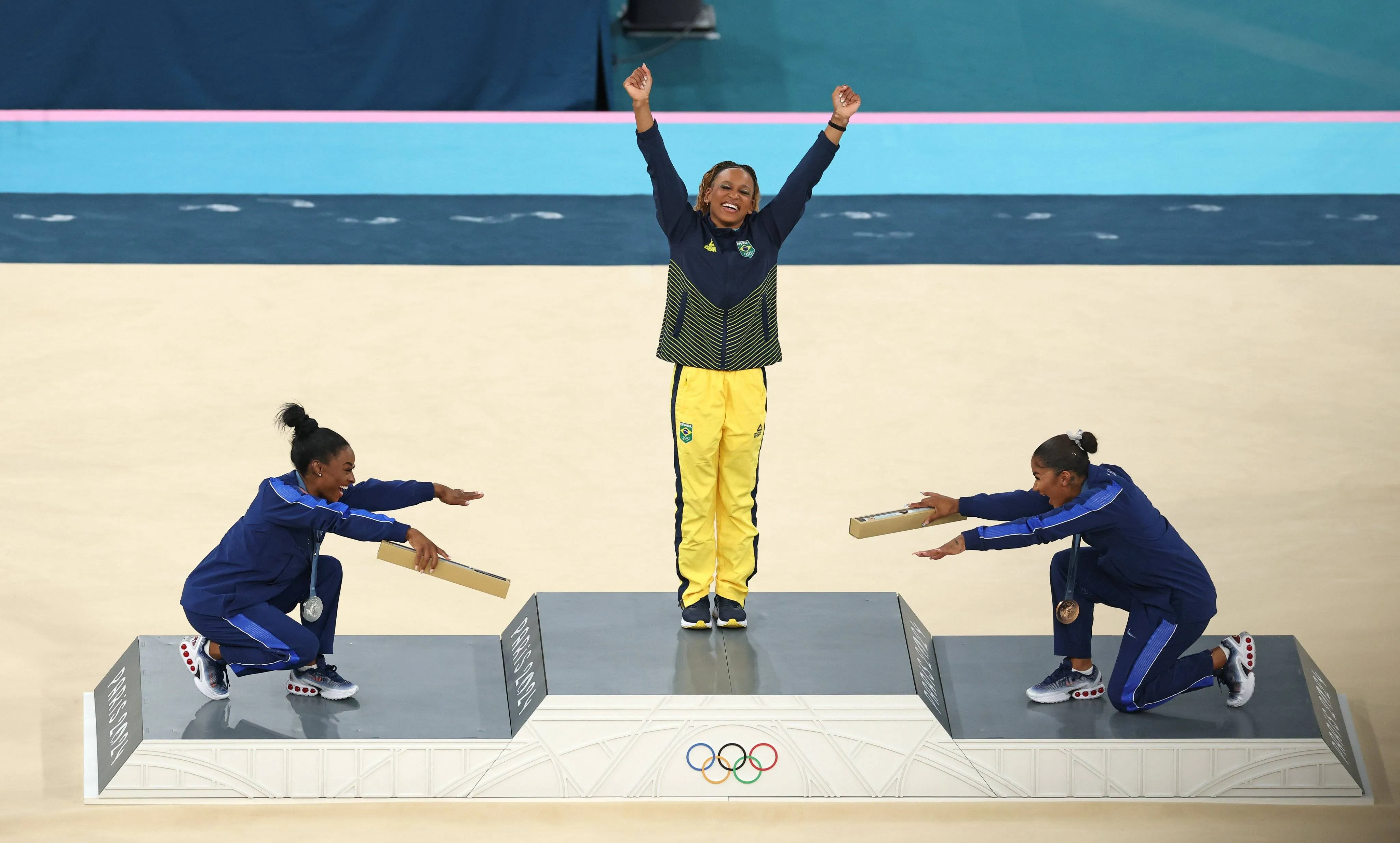 Rebeca Andrade desbanca Simone Biles e conquista o ouro no solo em Paris