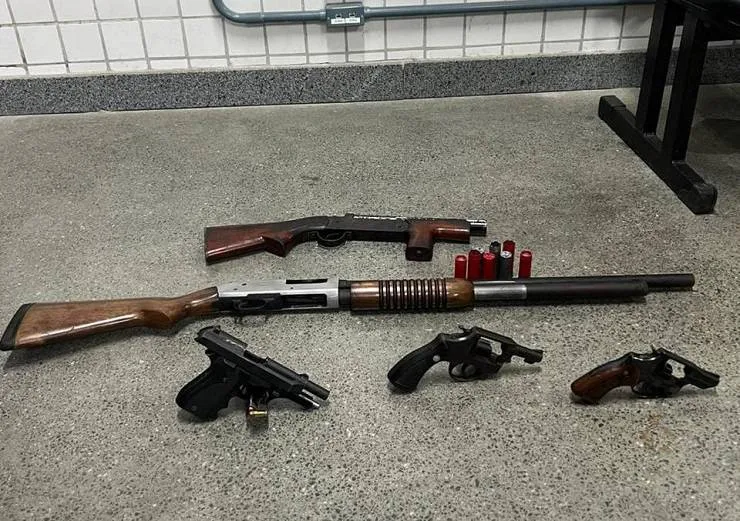 Cinco suspeitos de ataques a bancos morrem em confronto com a polícia na Bahia