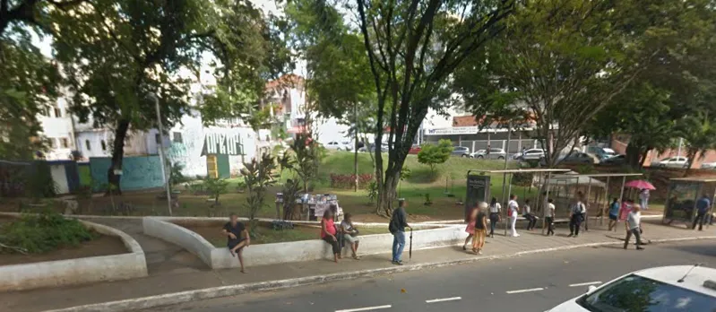 REAÇÃO: Homem é baleado no peito após reagir a assalto no Vale de Nazaré