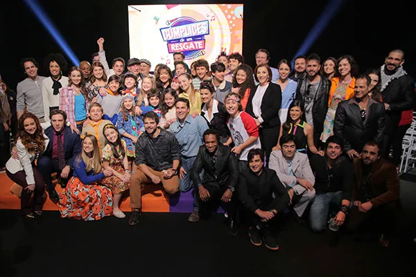 Durante coletiva, Iris Abravanel elogia Larissa Manoela, protogonista da novela Cúmplices de Um Resgate