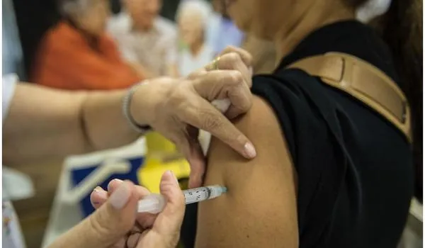Campanha de vacinação contra a gripe é prorrogada até o dia 24 de julho em Salvador