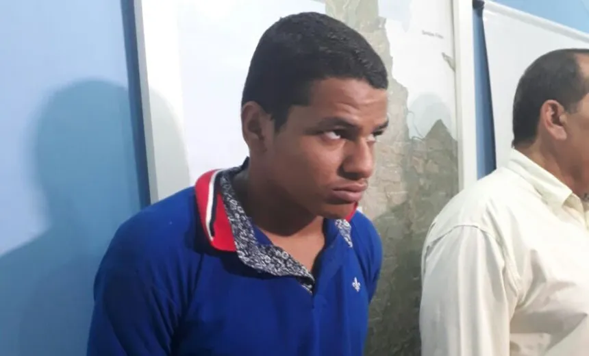 “Quero falar nada”, diz suspeito de assassinar comerciante durante assalto em Salvador