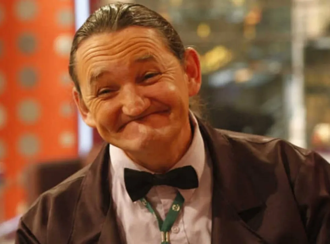 Humorista Marquito é internado após sofrer acidente de moto causado por mal súbito