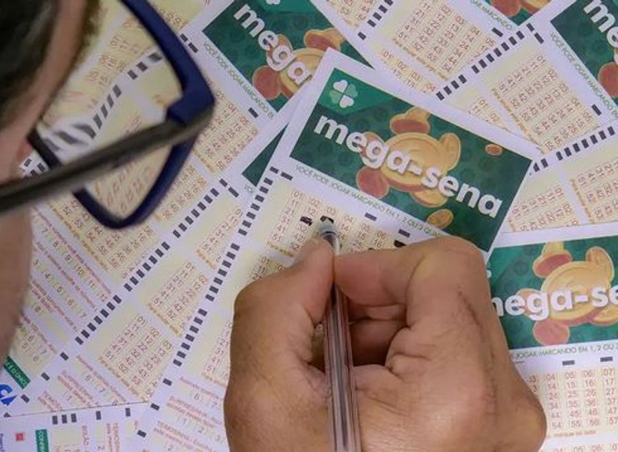 Sem acertadores, a Mega-Sena acumula para R$ 90 milhões, que podem ser pagos no próximo sorteio. Foto: Agência Brasil