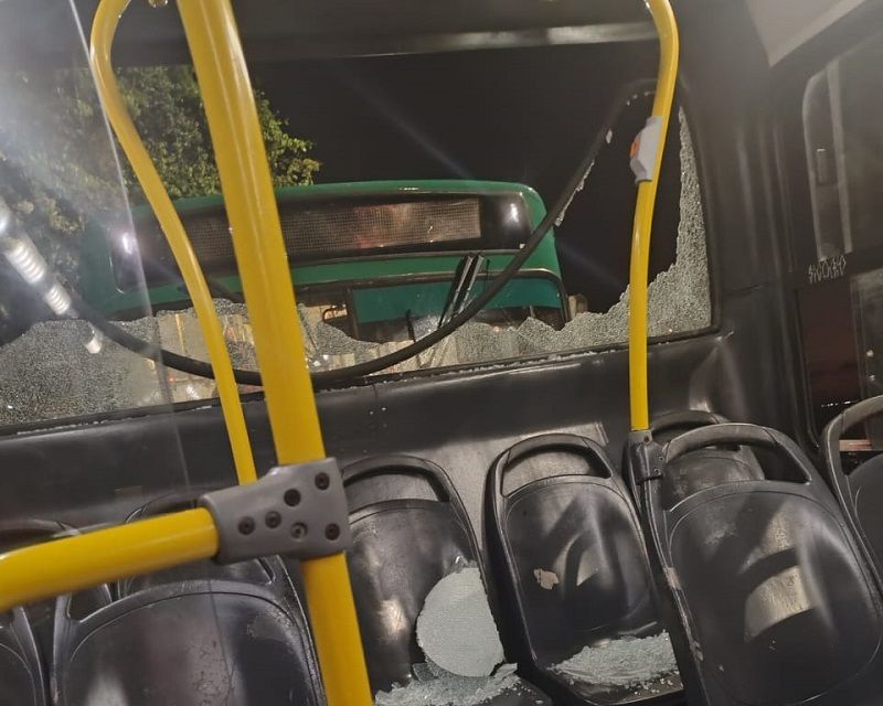 Acidente de ônibus. Foto: Reprodução | Leitor/Aratu On