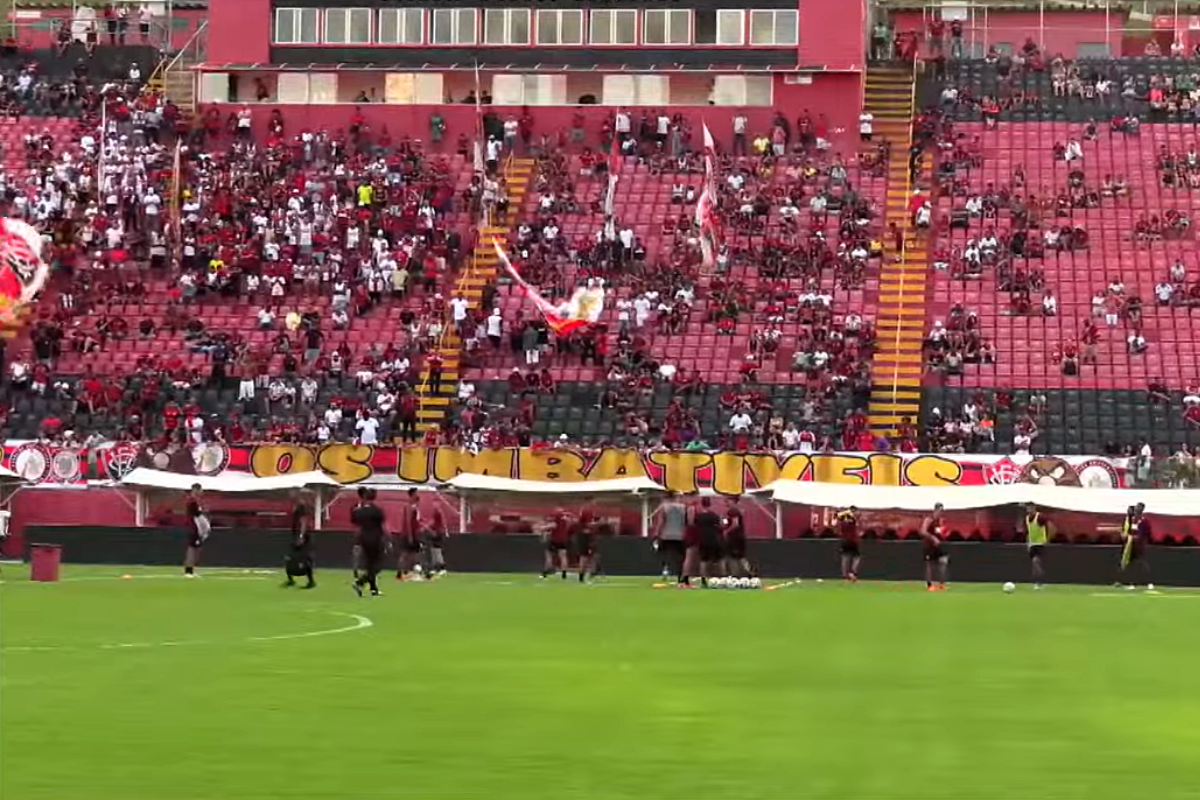 O Vitória fez um treino aberto para a torcida antes do BaVi desta quinta. Foto: TV Vitória