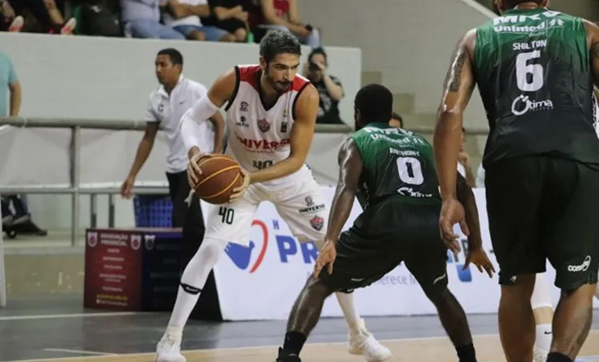 BASQUETE: Vitória vence nos segundos finais e sobe para a 6ª posição no NBB