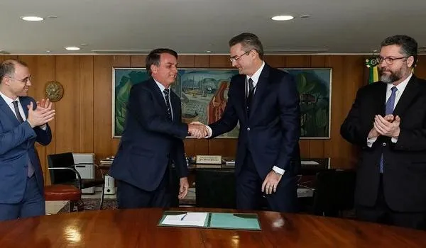Justiça Federal mantém nomeação de novo diretor-geral da Polícia Federal; MBL pedia anulação