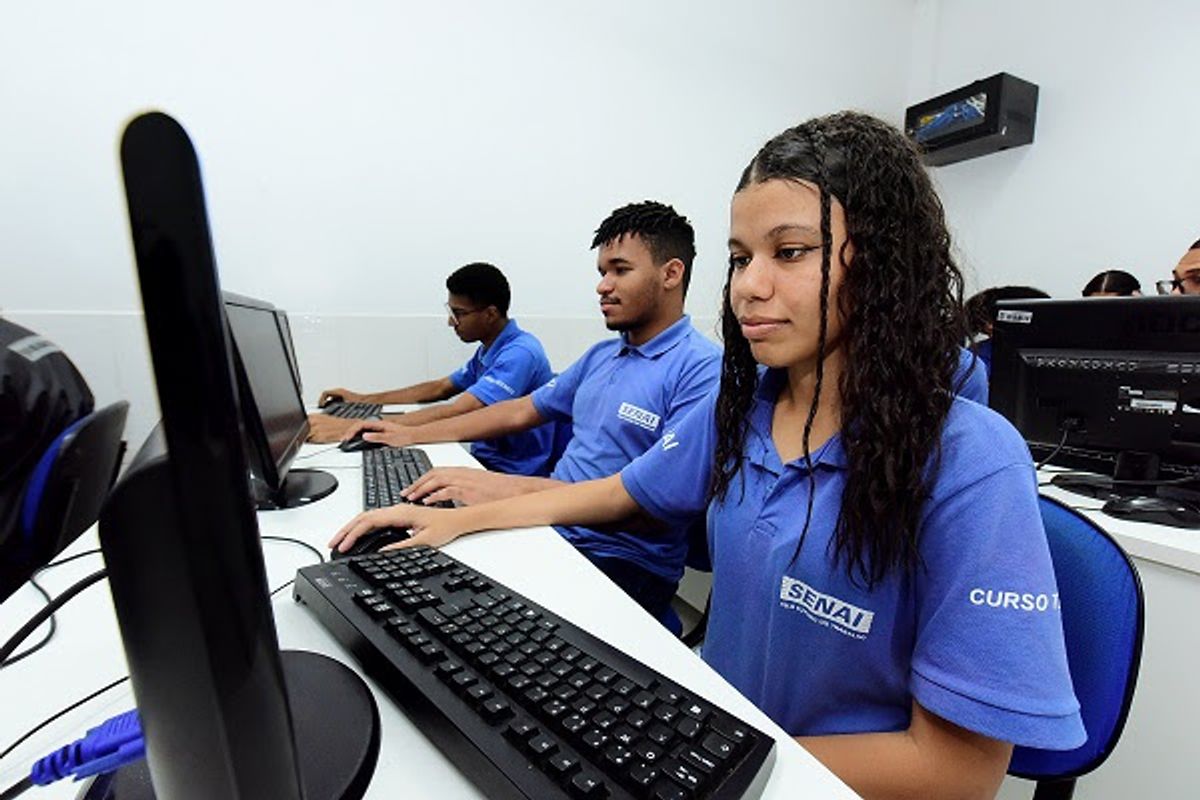 Senai Bahia abre 380 vagas gratuitas para cursos de aprendizagem industrial