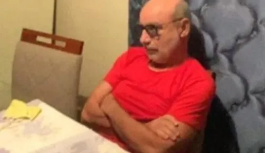 Em liberdade, Queiroz toma a vacina contra a Covid-19: "Vacina sim, lockdown jamais"
